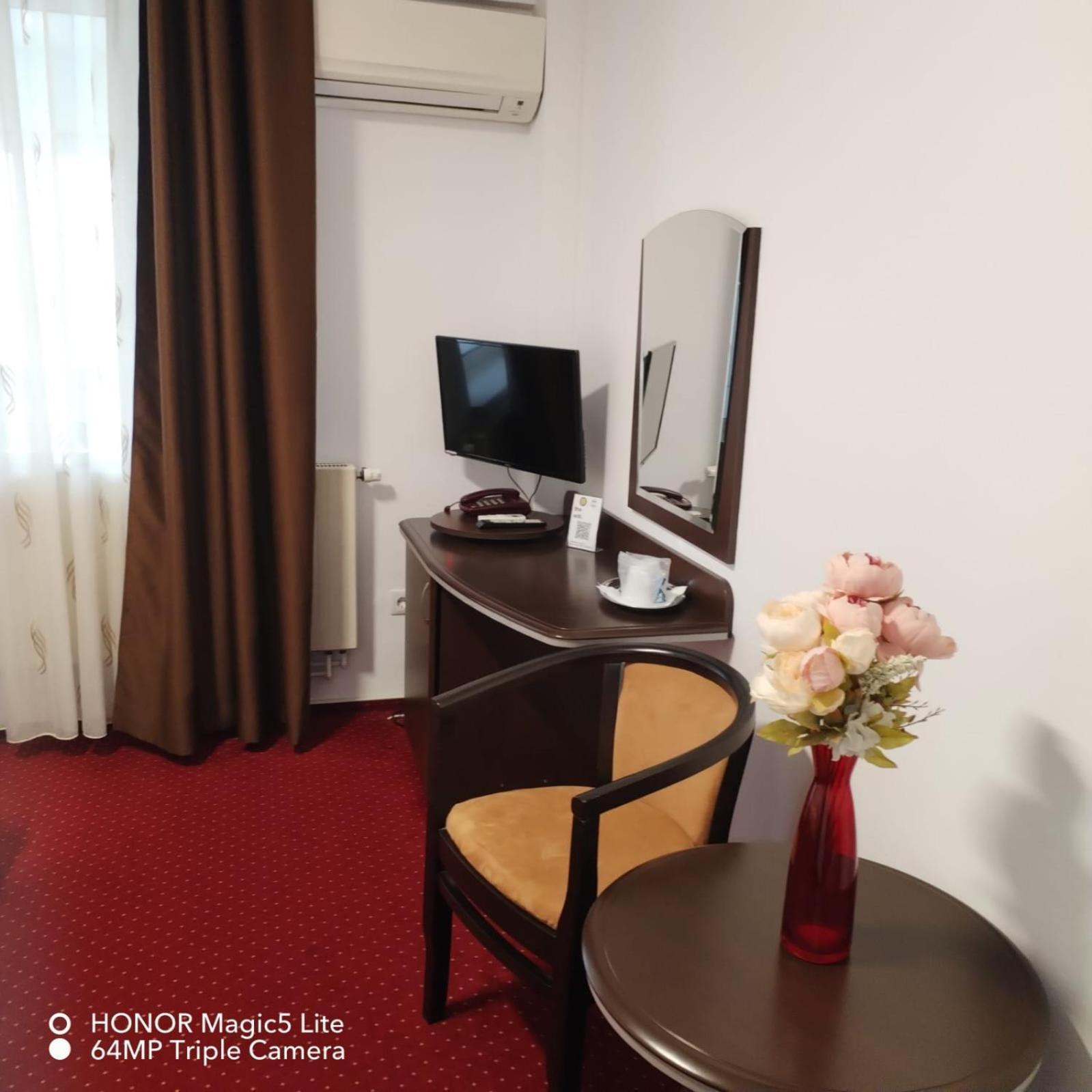Pension Happy Day - Motorcycle Friendly Sibiu Exterior foto